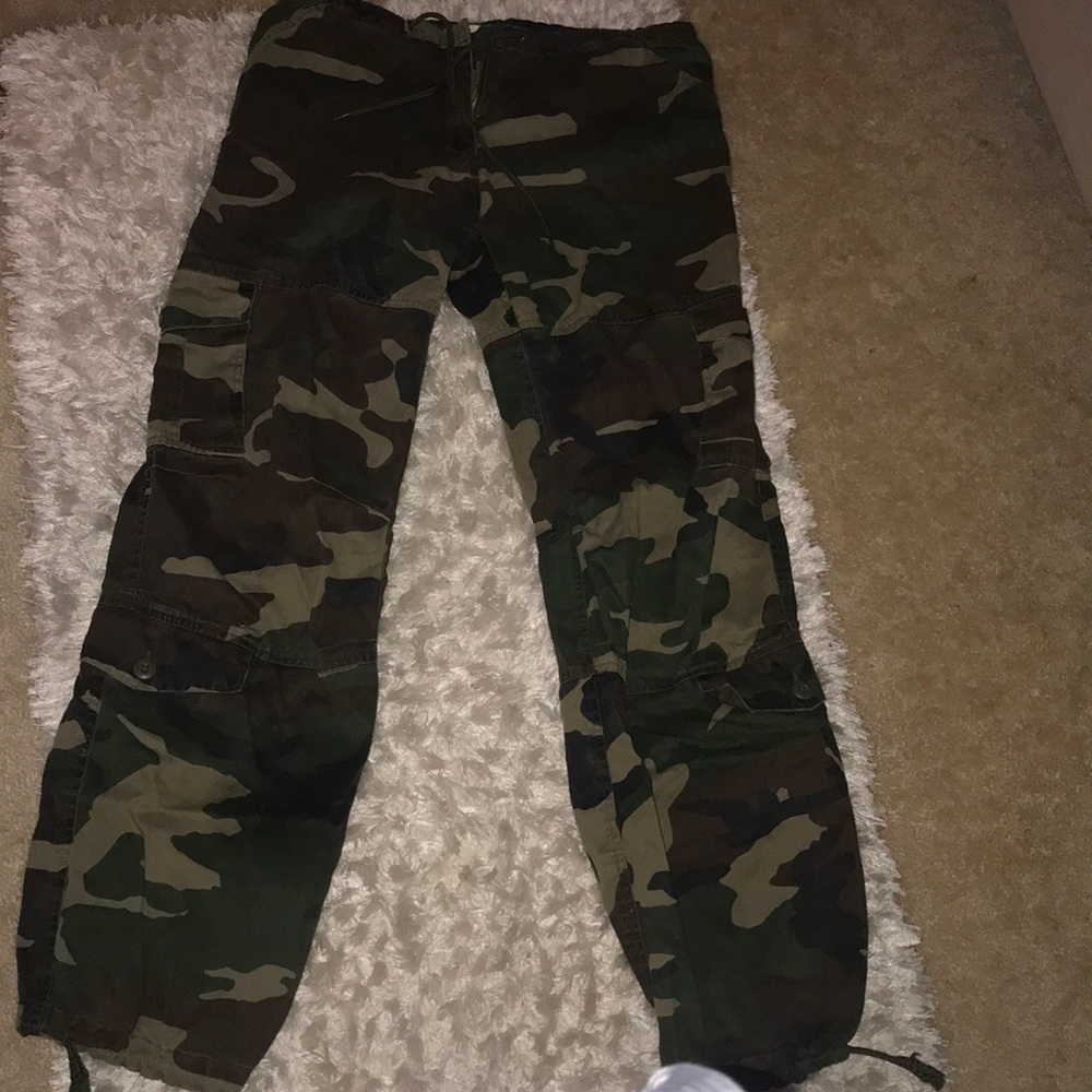 Camo jogging pants